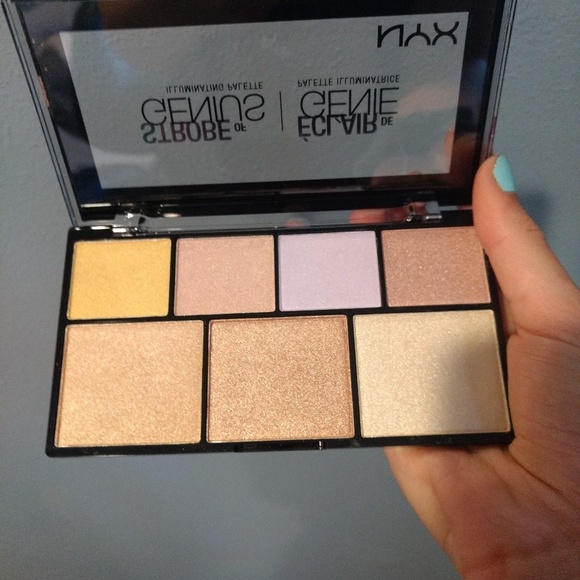 NYX Strobe of Genius Illuminating Pallette - Picture 2 of 2